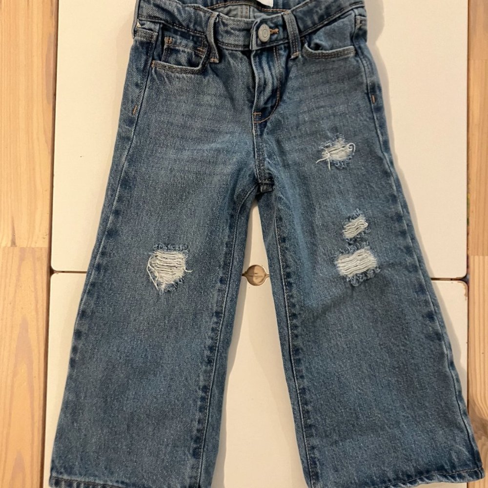 Old Navy Slouchy Wide-Leg Ripped Jeans for Toddler